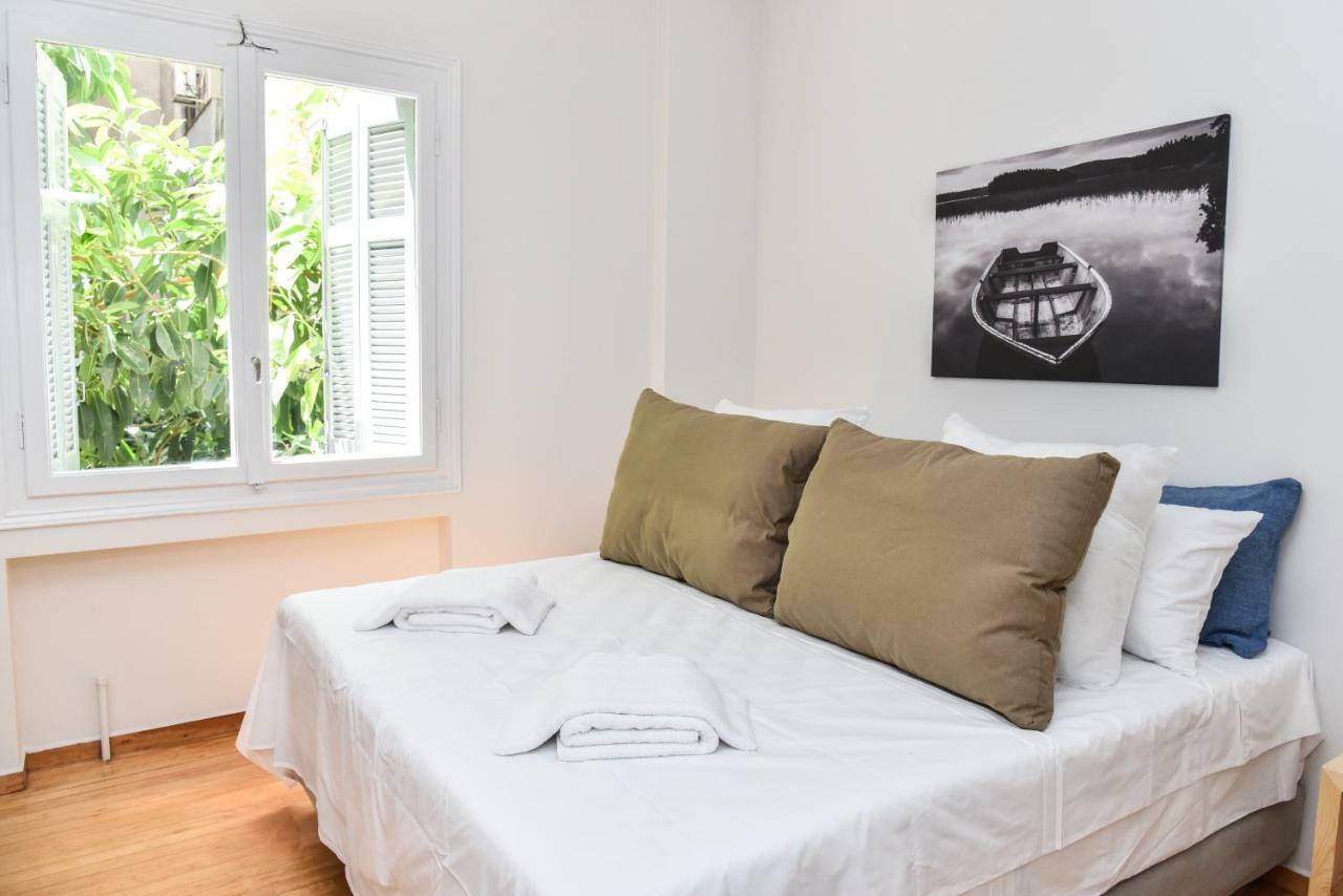 Warm Apartment At Exarchia 1 Bed 2 Pers เอเธนส์ ภายนอก รูปภาพ