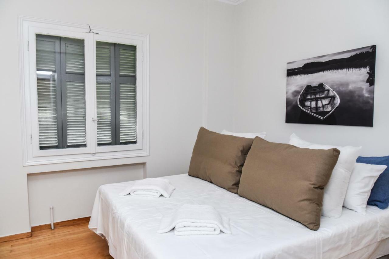 Warm Apartment At Exarchia 1 Bed 2 Pers เอเธนส์ ภายนอก รูปภาพ